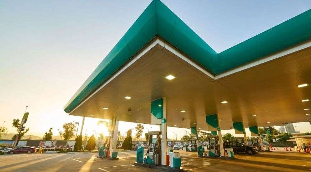 Nowe ABC – posadowienie stacji benzynowej w sąsiedztwie innych budynków